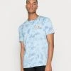 Buy β Quiksilver SLOW DIVE - Print T-shirt - Faded Denim π 1 Buy β Quiksilver SLOW DIVE - Print T-shirt - Faded Denim π -Quiksilver shop 0e787bfc897446fa8fe7a803cccb3bfb