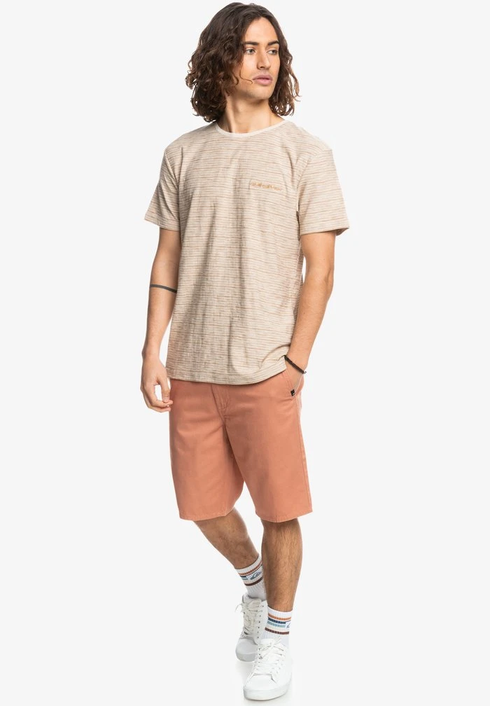 Hot Sale π Quiksilver KENTIN - Print T-shirt - Tannin Kentin β 4 Hot Sale π Quiksilver KENTIN - Print T-shirt - Tannin Kentin β - Image 2
