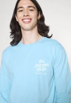 Budget 😉 Quiksilver STRANGER THINGS LENORA HILLS SURF CLUB - Long Sleeved Top - Airy Blue 🎉 -Quiksilver shop 222cc091b97a4c95af7bf4e4b938ab8d