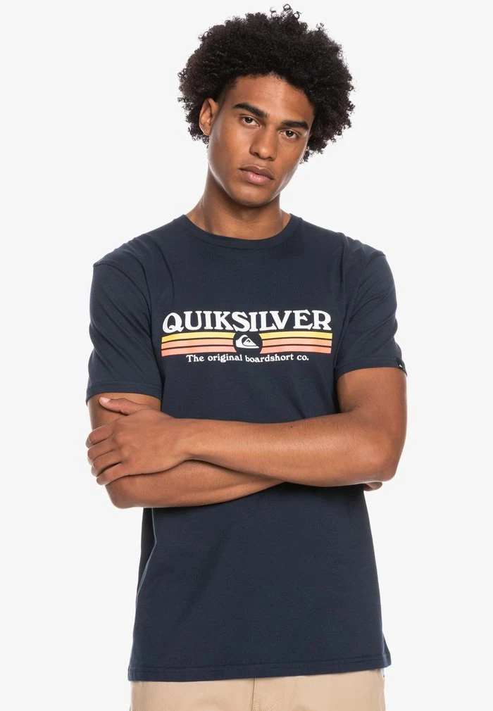Brand new π Quiksilver LINED UP - Print T-shirt - Navy Blazer π 3 Brand new π Quiksilver LINED UP - Print T-shirt - Navy Blazer π