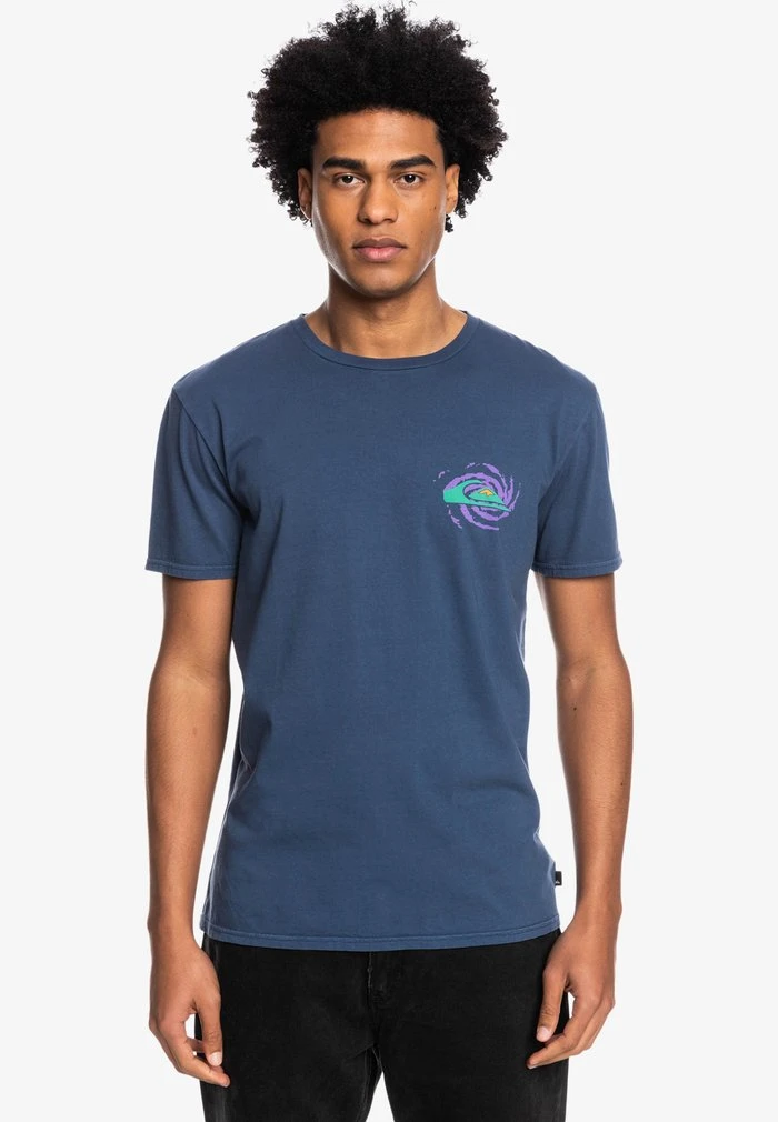 Best deal π Quiksilver LITTLE PARADISE SS - Print T-shirt - Insignia Blue π₯ 5 Best deal π Quiksilver LITTLE PARADISE SS - Print T-shirt - Insignia Blue π₯ - Image 3