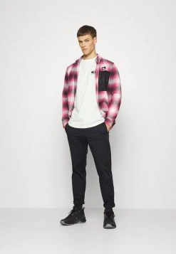 Cheapest π Quiksilver CLEAR SKIES TEES - Long Sleeved Top - Snow White π₯ 8 Cheapest π Quiksilver CLEAR SKIES TEES - Long Sleeved Top - Snow White π₯ -Quiksilver shop 4caefadda3b54d69adf9dfae0e1a903c