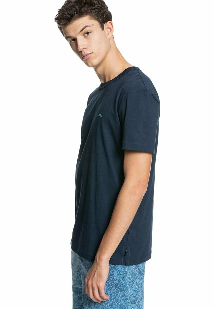 Best deal π Quiksilver ESSENTIALS - Basic T-shirt - Navy Blazer 𧨠4 Best deal π Quiksilver ESSENTIALS - Basic T-shirt - Navy Blazer 𧨠- Image 2