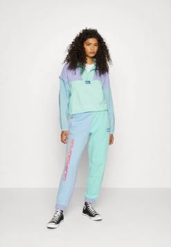Flash Sale 😉 Quiksilver STRANGER THINGS LENORA PANT - Tracksuit Bottoms - Airy Blue 😉 -Quiksilver shop 5fec4bceffba4f64aa314fe9d7fbee78
