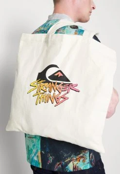 Top 10 𧨠Quiksilver STRANGER THINGS LENORA HILLS TOTE UNISEX - Tote Bag - White π