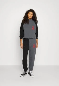 Deals ✔️ Quiksilver STRANGER THINGS UPSIDE DOWN - Sweatshirt - Iron Gate 🧨 -Quiksilver shop 754298ec26a54a1dbb1be0b67bc10706