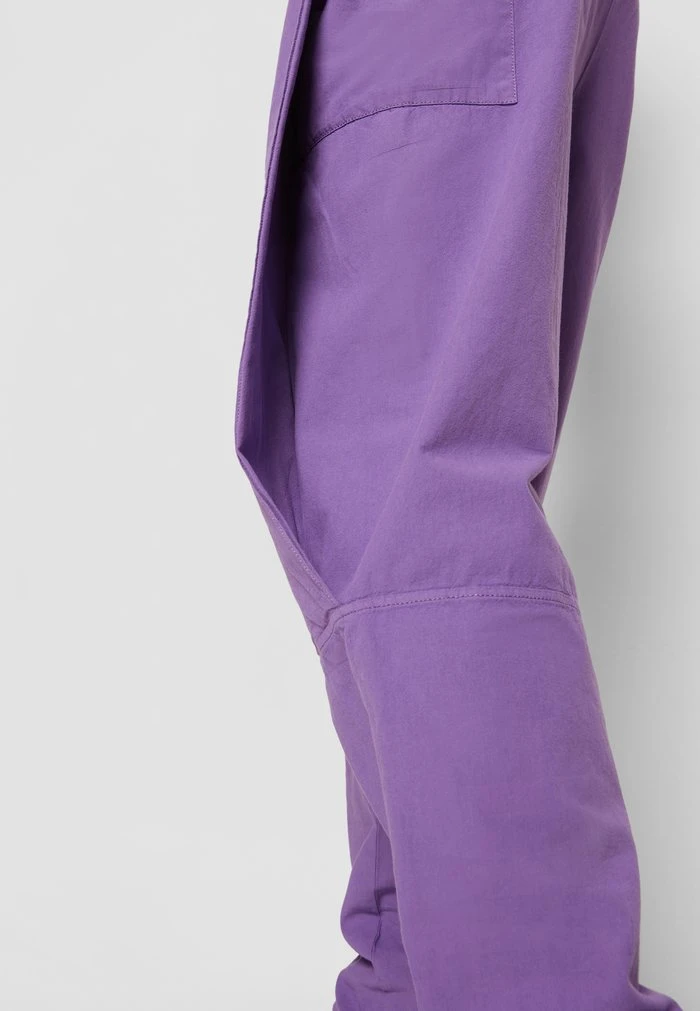 Buy π Quiksilver STRANGER THINGS THE ARGYLE PANT 2.0 - Trousers - Deep Lavender 𧨠7 Buy π Quiksilver STRANGER THINGS THE ARGYLE PANT 2.0 - Trousers - Deep Lavender 𧨠- Image 5