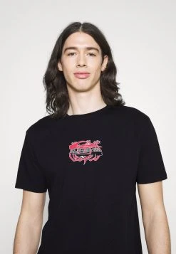 Buy 🤩 Quiksilver STRANGER THINGS VECNAS LAIR TEE - Print T-shirt - Black 🧨 -Quiksilver shop 8383c4afc3244d9cac20013f7be8d8d4