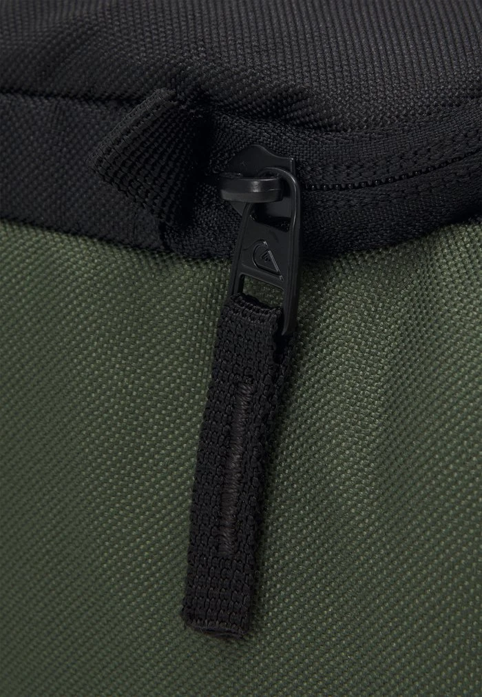 Wholesale βοΈ Quiksilver CAPSULE UNISEX - Wash Bag - Black/thyme π 6 Wholesale βοΈ Quiksilver CAPSULE UNISEX - Wash Bag - Black/thyme π - Image 4