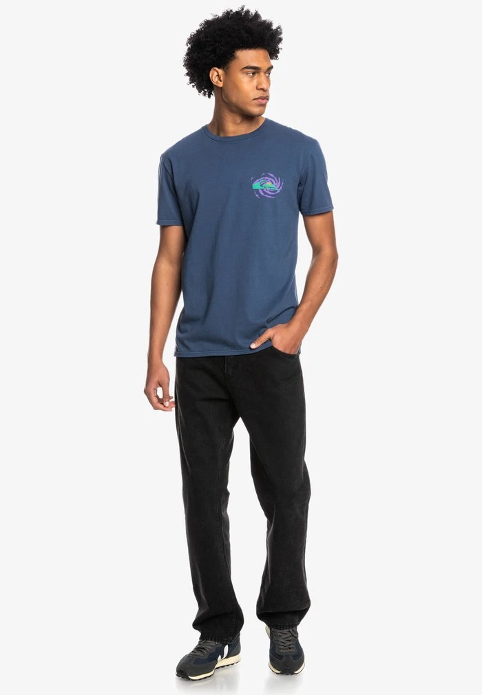Best deal π Quiksilver LITTLE PARADISE SS - Print T-shirt - Insignia Blue π₯ 4 Best deal π Quiksilver LITTLE PARADISE SS - Print T-shirt - Insignia Blue π₯ - Image 2