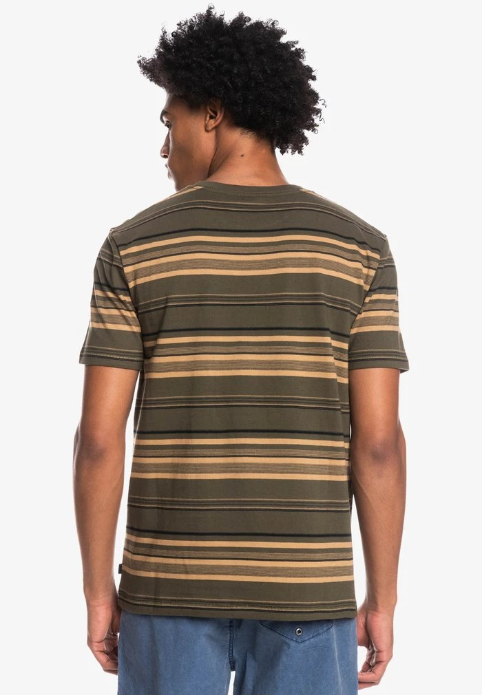 Deals ⌛ Quiksilver BEN TRE SS - Print T-shirt - Grape Leaf Ben Tre ❤️ 5 Deals ⌛ Quiksilver BEN TRE SS - Print T-shirt - Grape Leaf Ben Tre ❤️ - Image 3