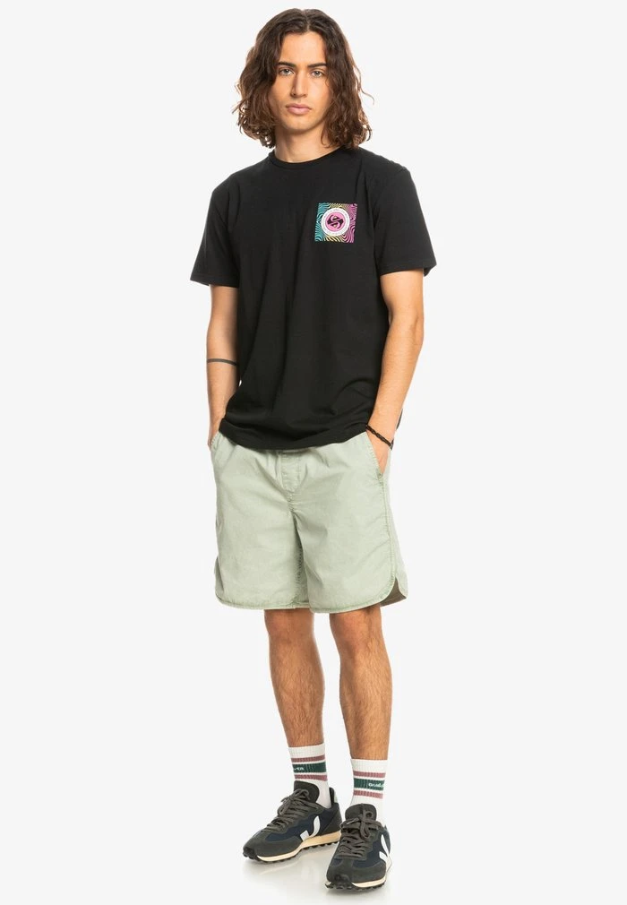 Cheap π₯ Quiksilver SHADOW GROOVE - Print T-shirt - Black π 4 Cheap π₯ Quiksilver SHADOW GROOVE - Print T-shirt - Black π - Image 2