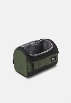 Wholesale βοΈ Quiksilver CAPSULE UNISEX - Wash Bag - Black/thyme π 10 Wholesale βοΈ Quiksilver CAPSULE UNISEX - Wash Bag - Black/thyme π -Quiksilver shop c236b9a31215483eb6731ef1685f5a0b