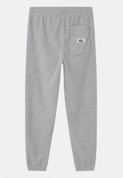 Quiksilver shop -Quiksilver shop f5752661116048af8d0fb95e5802c787