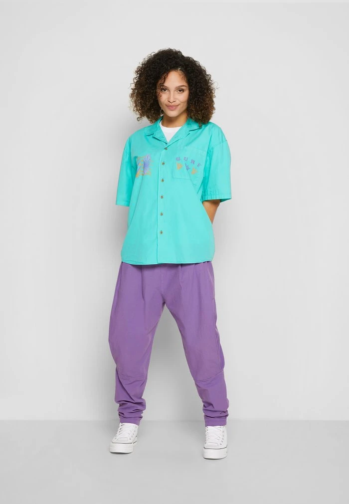 Buy π Quiksilver STRANGER THINGS THE ARGYLE PANT 2.0 - Trousers - Deep Lavender 𧨠3 Buy π Quiksilver STRANGER THINGS THE ARGYLE PANT 2.0 - Trousers - Deep Lavender π§¨